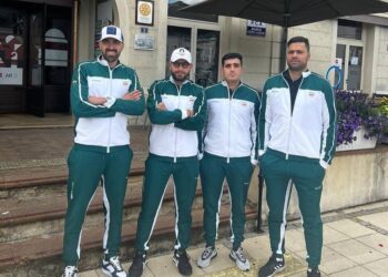 اولین تیم ایرانی در پاریس و اولین نما از لباس المپیکی ها