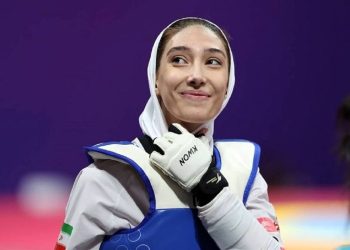 ستاره تکواندوی زنان و بازهم حاشیه/ خودش توهین کرد، پدرش سیلی زد!