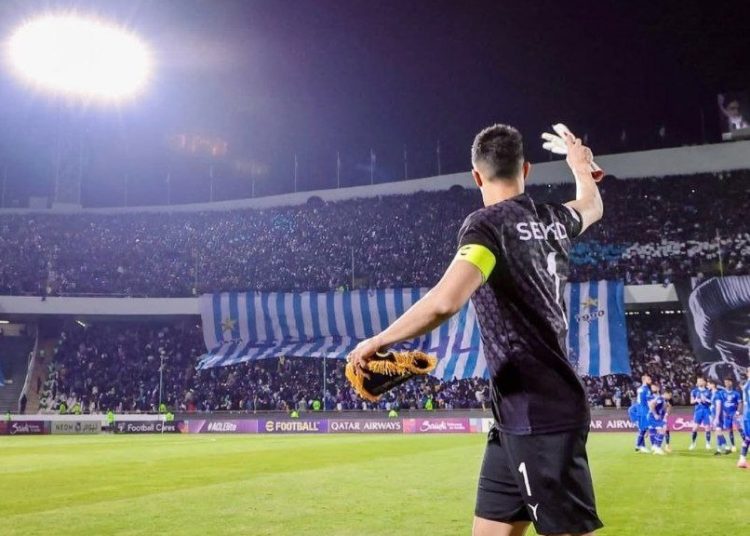 کاپیتان استقلال نای خداحافظی هم نداشت!