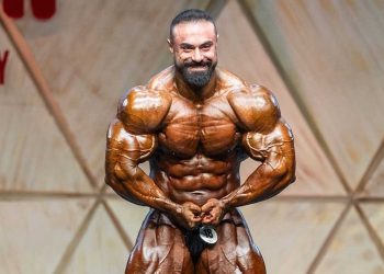 طلسم ویزا شکست؛ بهروز تابانی روی استیج مسترالمپیا