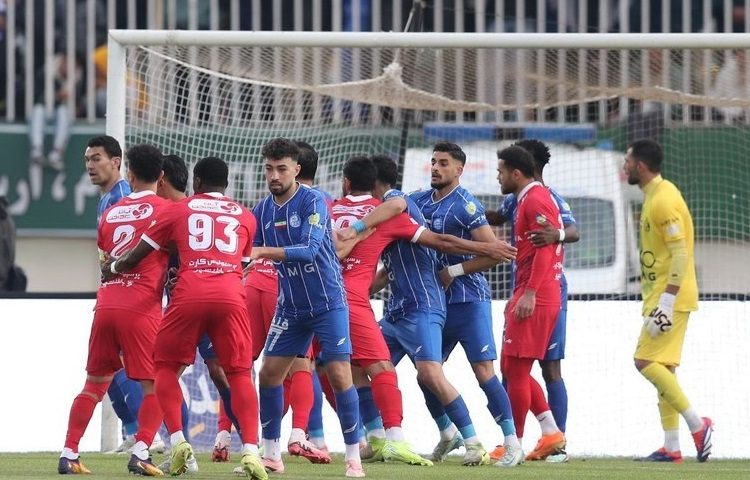 دربی کسلکننده و بدون گل؛ ۶ شوت در چارچوب در ۹۰ دقیقه!